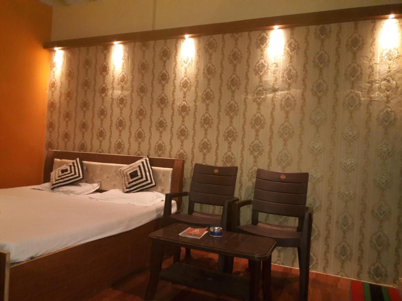 Buddha Guest House Varanasi Exterior foto