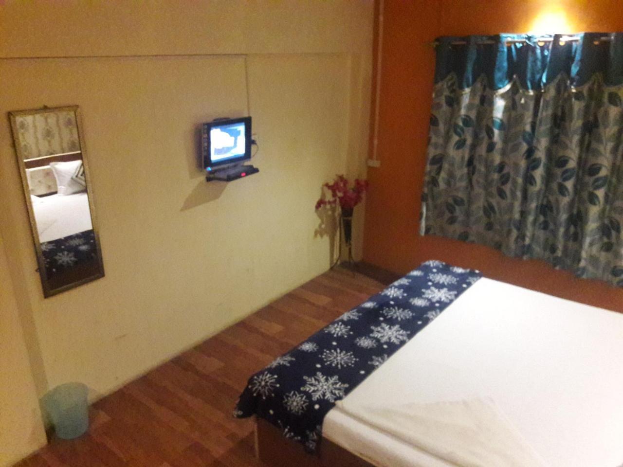 Buddha Guest House Varanasi Exterior foto