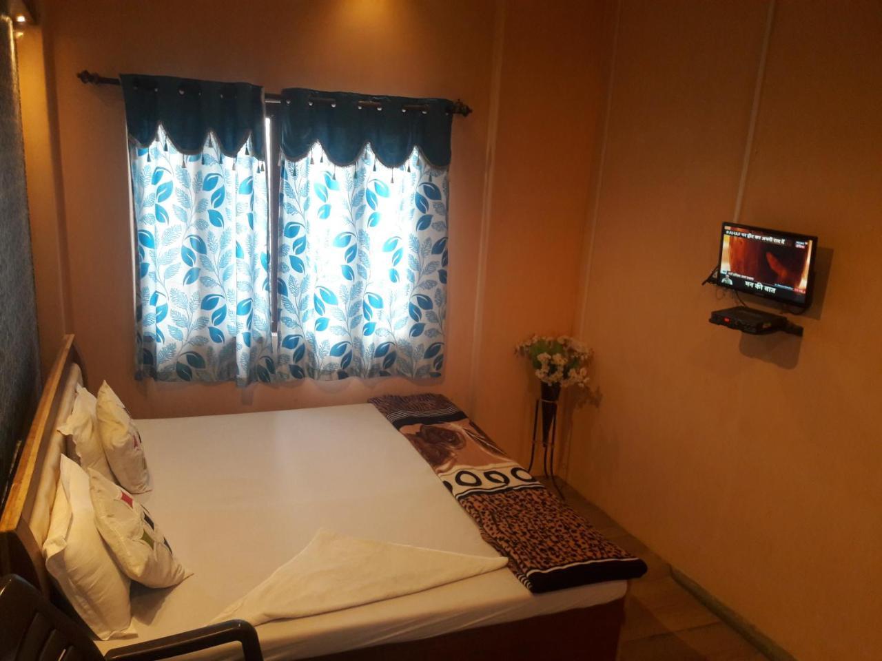 Buddha Guest House Varanasi Exterior foto
